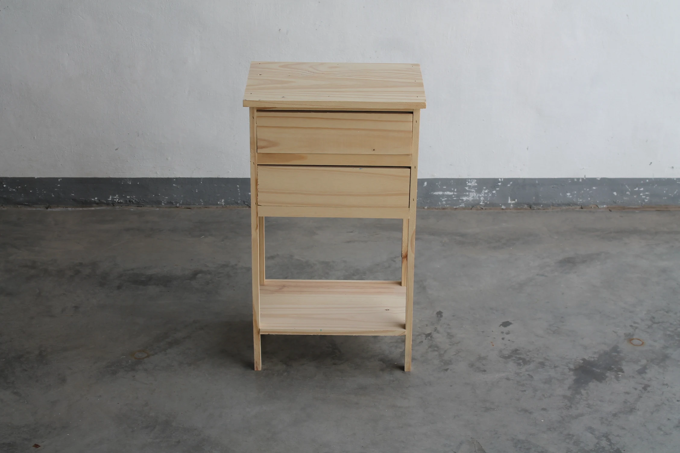 mesa de luz sommier nordica